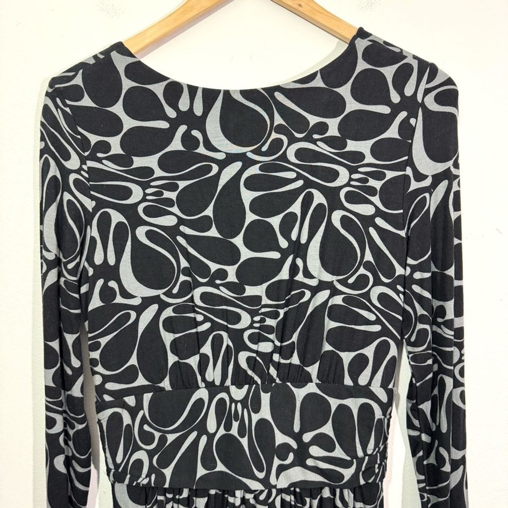 Vintage Milly V-Neck Wrap Dress Black Grey Abstract Print Long Sleeve Size M - Picture 12 of 14